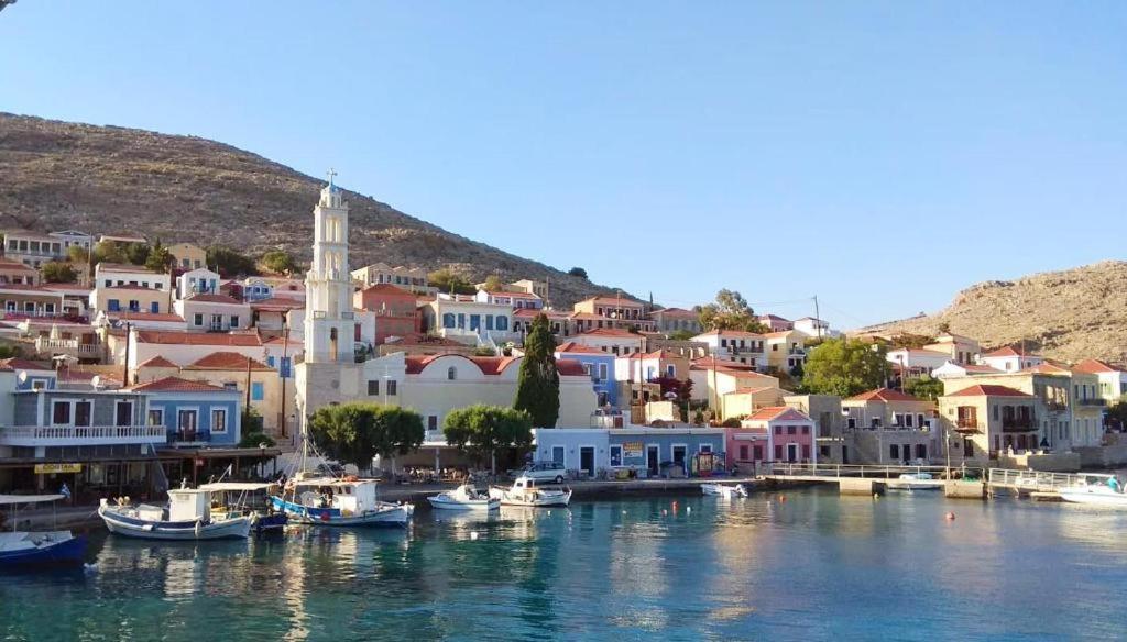 Marina Castellana Studios II Chalki Town Exterior foto