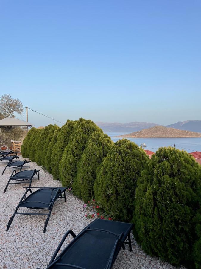 Marina Castellana Studios II Chalki Town Exterior foto
