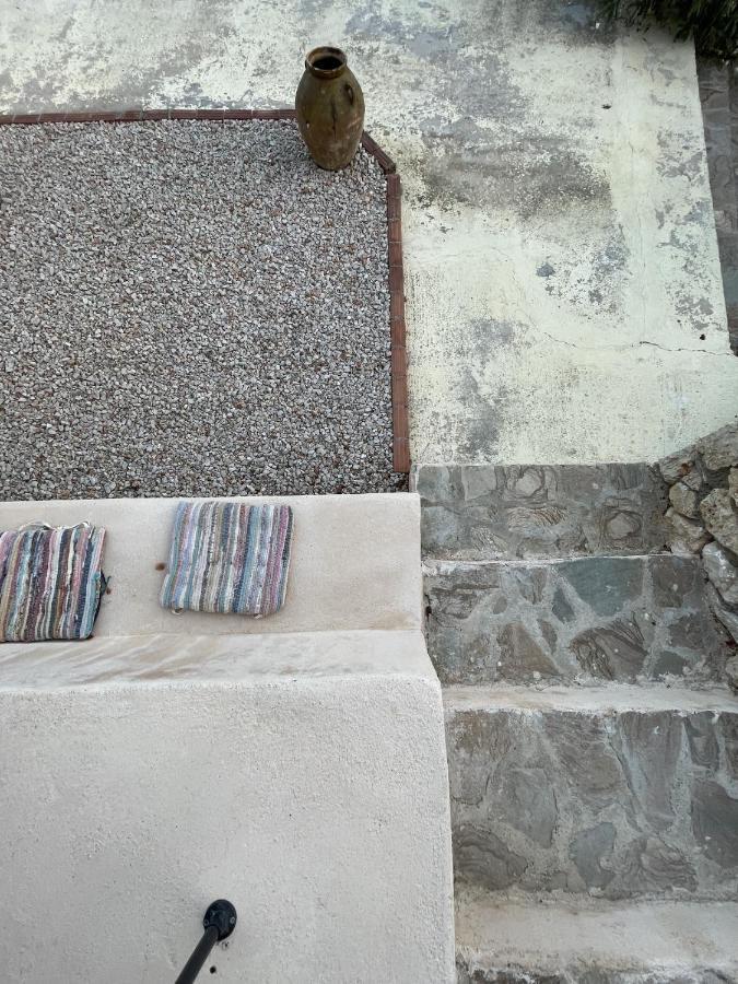 Marina Castellana Studios II Chalki Town Exterior foto